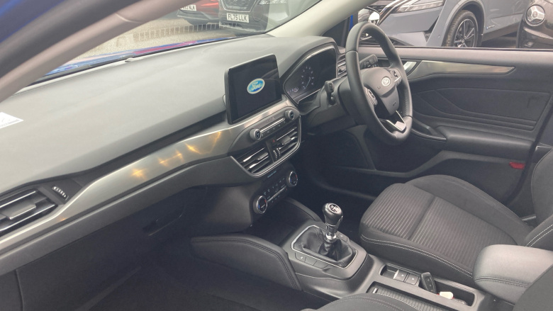 Ford Focus 1.0 EcoBoost 125 Titanium 5dr Petrol Hatchback